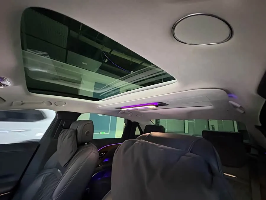 Hongqi Golden Sunflower Country Elegance Hongqi Golden Sunflower National Elegance 2024 3.0T V6 Edition 2025 — миниатюра 2