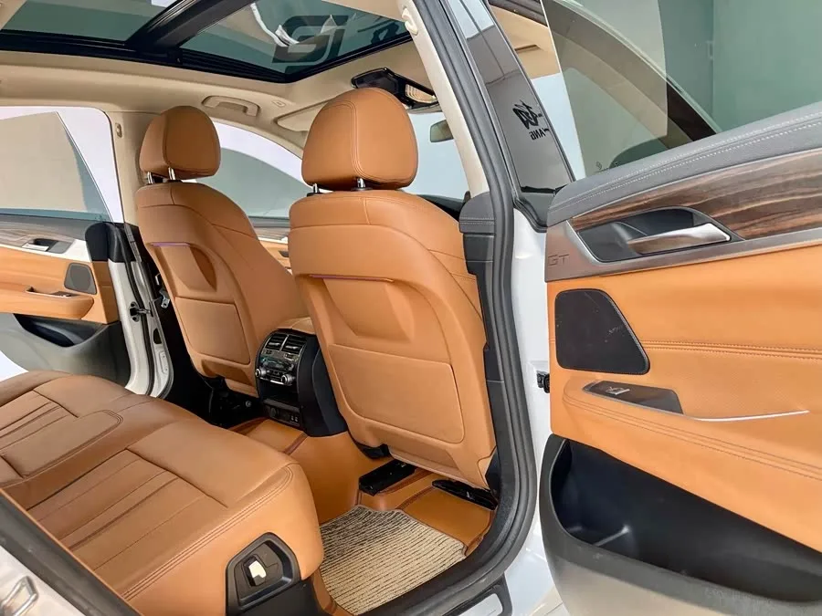 BMW 6 Series GT 2021 630i Luxury Design Package 2022 — миниатюра 4
