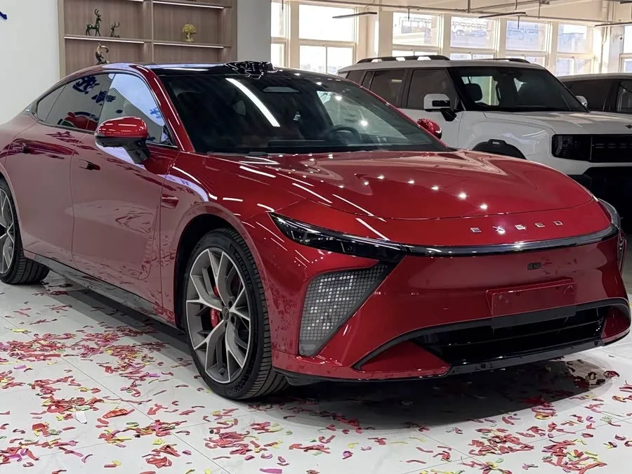 Exeed Sterra ES Star Era ES 2025 pure electric Ultra flagship 100kWh 2024 — миниатюра 2