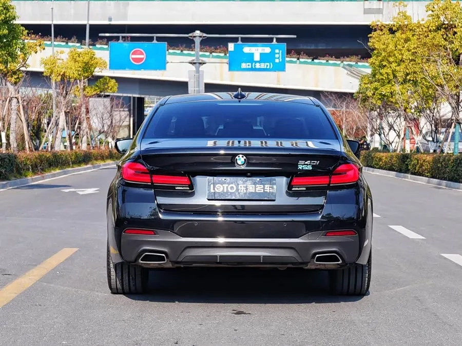 BMW 5 Series BMW 5 Series (Imported) 2022 540i Fashion Edition M Sport Package 2022 — миниатюра 2
