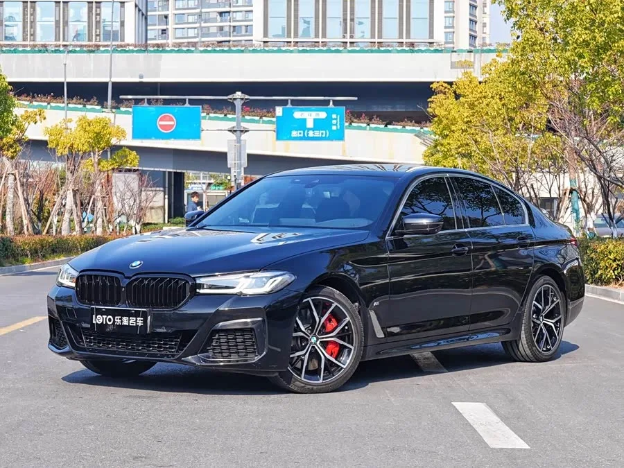 BMW 5 Series 2022