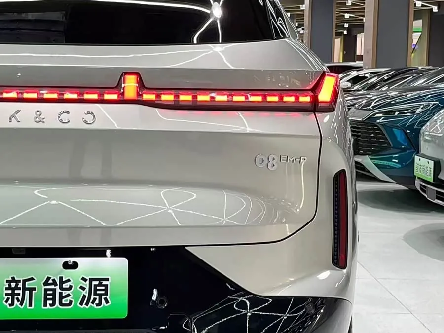 Lynk & Co 08 EM-P Lynk & Co 08 EM-P 2025 model 120km long range Pro 2025 — миниатюра 3