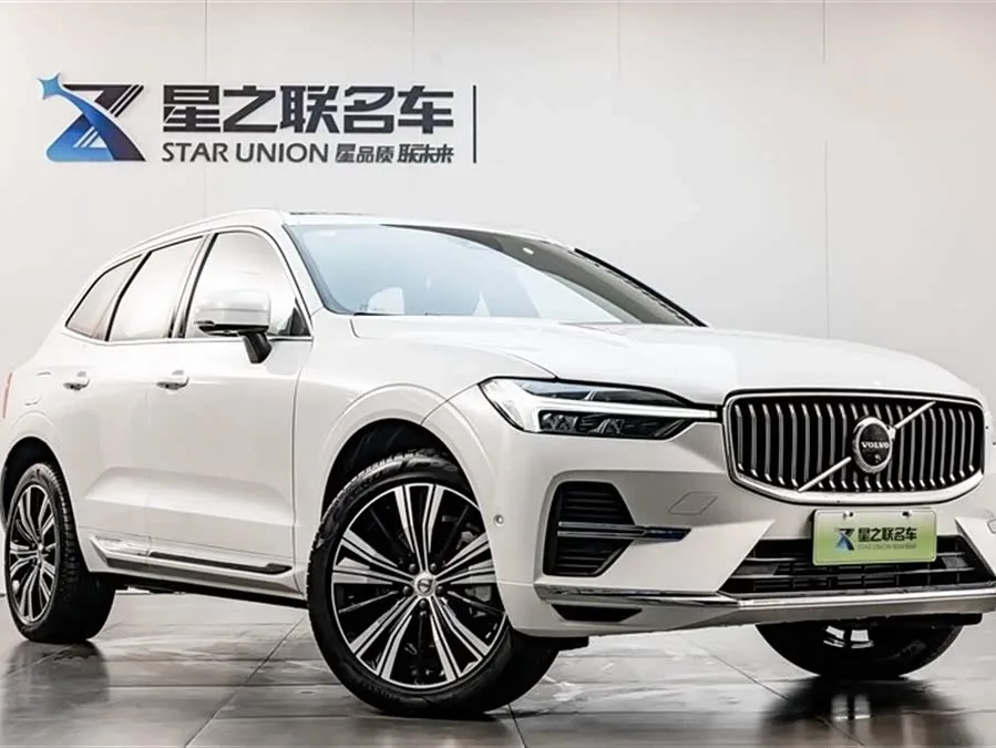 Volvo XC60 Plug-in Hybrid 2023 T8 Plug-in Hybrid Long-Range 4WD Zhiyuan Luxury Enjoyment Edition 2024 — миниатюра 2