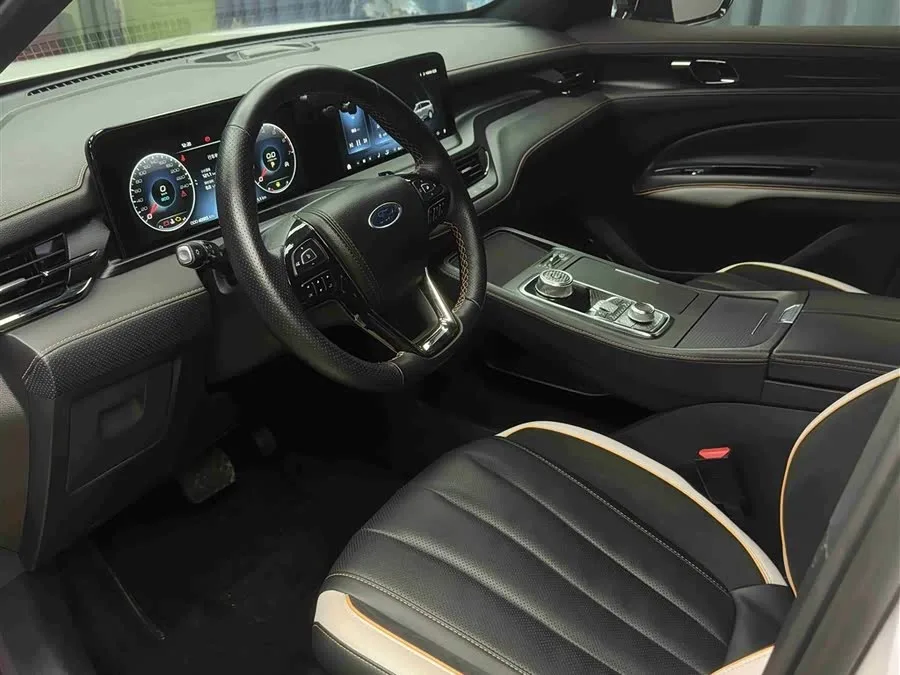 Ford Lingyu Lingyu 2023 EcoBoost 225 Obsidian Orange Edition Premium 7 Seaters (2/3/2) 2024 — миниатюра 4