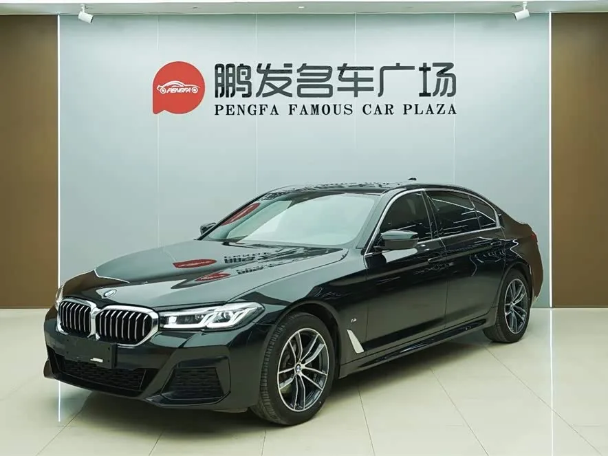 BMW 5 Series BMW 5 Series 2022 facelift 525Li M sports package 2023 — фото 1, купить с доставкой в Москву