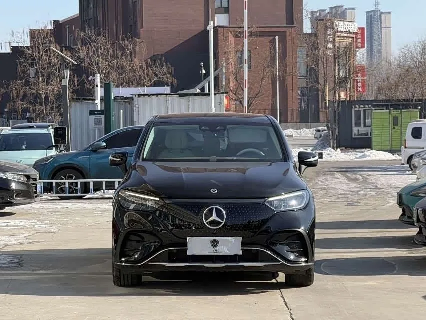 Mercedes-Benz EQE SUV Mercedes-Benz EQE SUV 2023 350 4MATIC Luxury Edition 2024 — миниатюра 2
