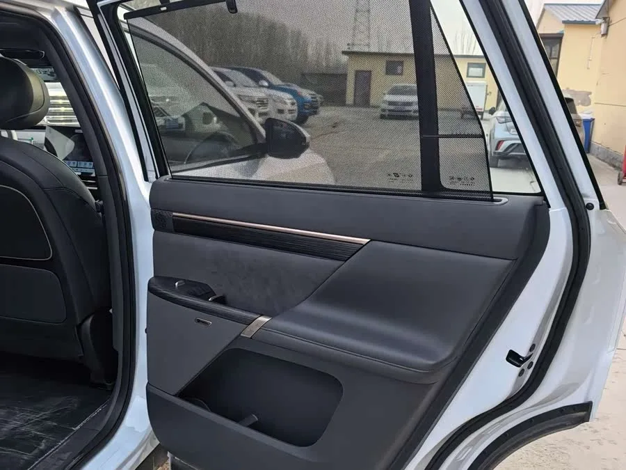 Dongfeng e008 e008 2025 210Max Extended Range 5-seater 2025 — миниатюра 4
