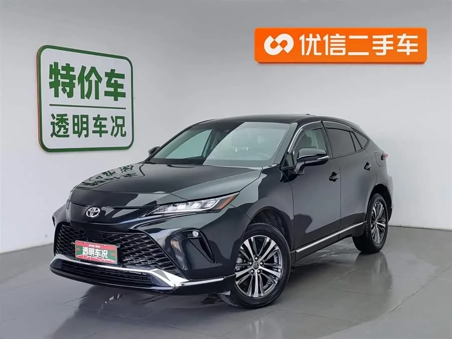 Toyota Venza Venza 2022 2.0L CVT 2WD Luxury Edition 2022 — фото 1, купить с доставкой в Москву