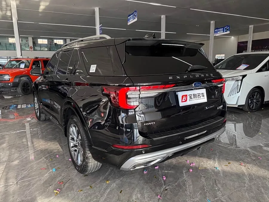 Ford Explorer Explorer 2025 2.3T EcoBoost 4WD Cross-Country Edition 5-seater 2025 — миниатюра 4