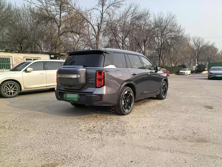 GAC Trumpchi ES9 PHEV Trumpchi ES9 2024 PHEV 143km Traveler Max 2025 — миниатюра 4