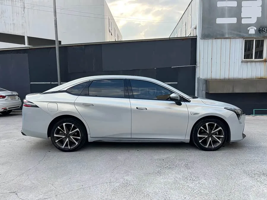 AION AION S Plus AION S Plus 2022 70 Intelligent Driving Edition 2022 — миниатюра 2