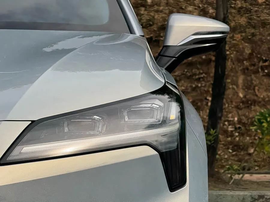 AION AION S Plus AION S Plus 2022 80 Technology Edition 2023 — миниатюра 2