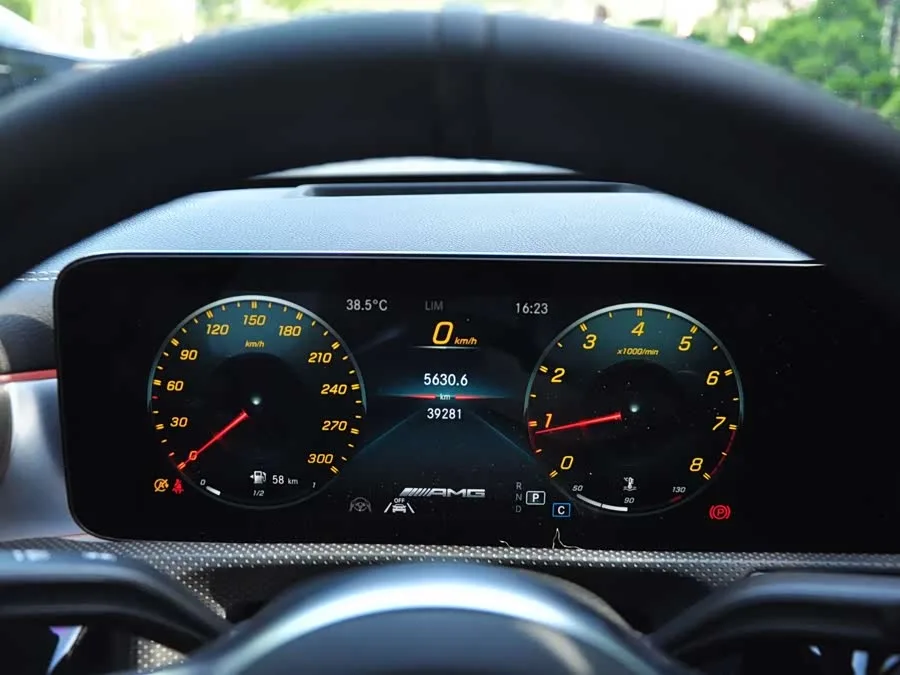 Mercedes-Benz CLA AMG Mercedes-Benz CLA AMG 2022 AMG CLA 45 4MATIC+ 2022 — миниатюра 3