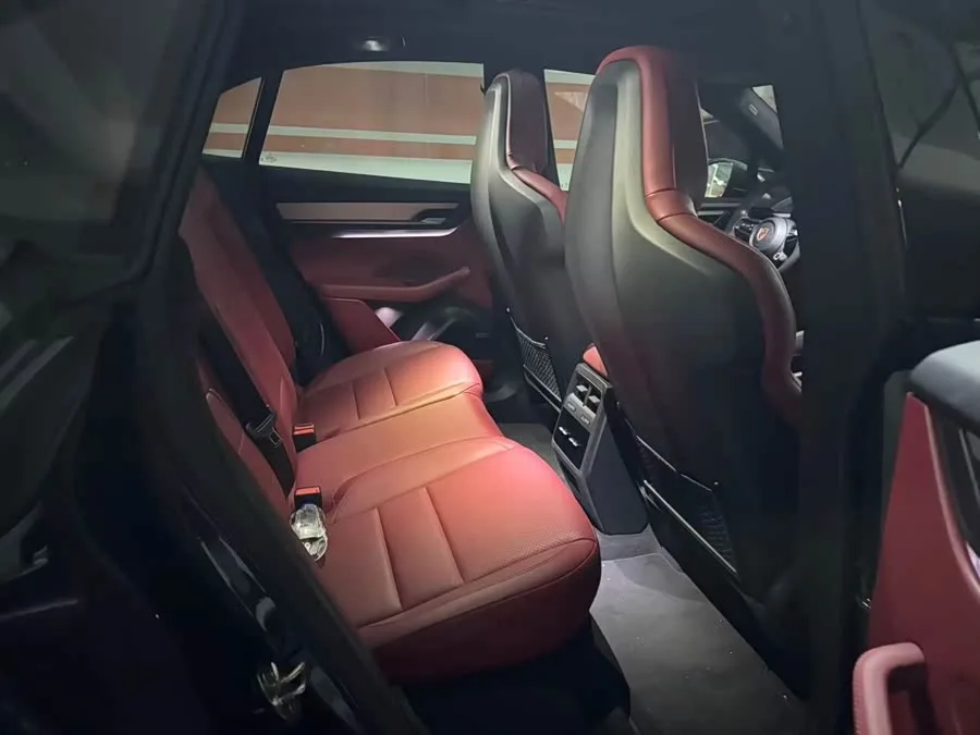 Porsche Macan New Energy Macan New Energy 2024 Macan 4 2024 — миниатюра 3