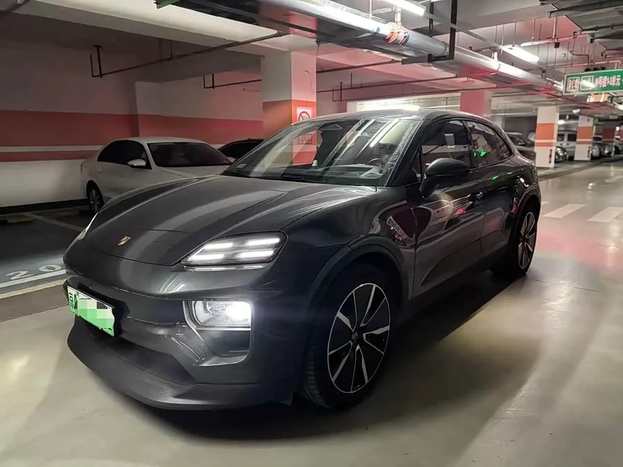 Porsche Macan New Energy 2024