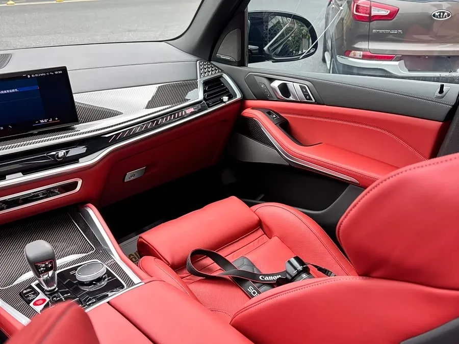 BMW X5M BMW X5 M 2023 X5 M Thunder Edition 2025 — миниатюра 5