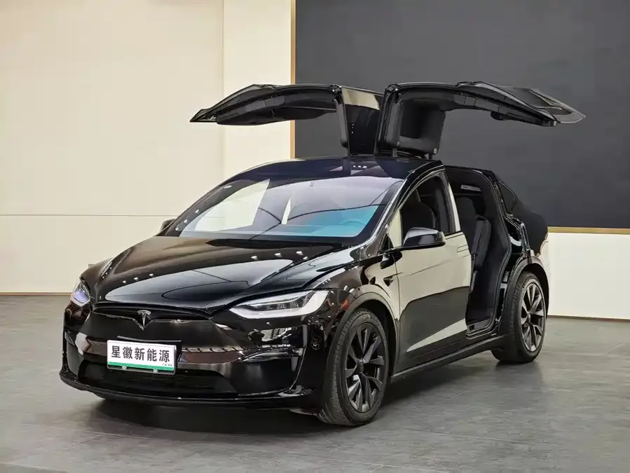 Tesla Model X 2023