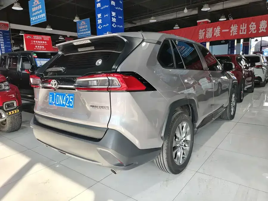 Toyota Wildlander Wildlander 2023 2.0L CVT 2WD Leading Edition 2023 — миниатюра 3