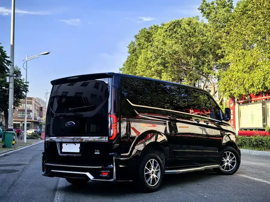 Ford Tourneo Tourio 2023 2.0T Automatic Enjoy Edition 2023 — миниатюра 2