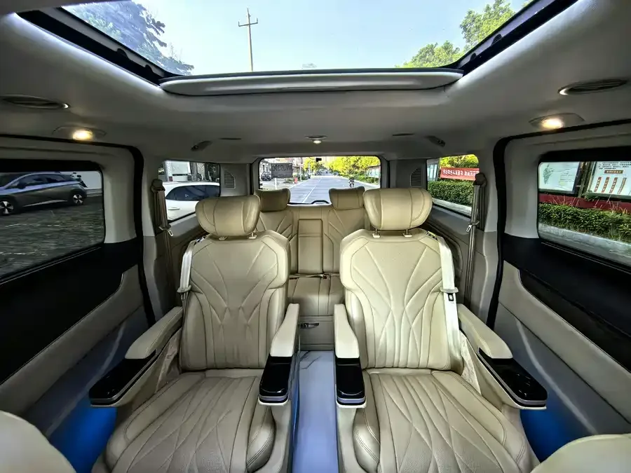 Ford Tourneo Tourio 2023 2.0T Automatic Enjoy Edition 2023 — миниатюра 5