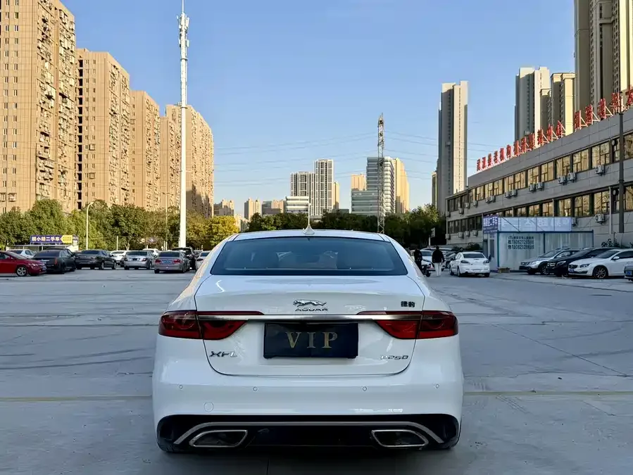 Jaguar XFL 2021 XFL 2.0T P250 2WD Elite Sports Edition 2022 — миниатюра 5