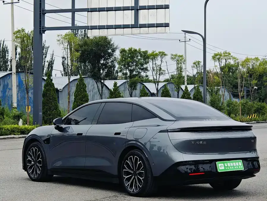 Zeekr 007 Zeekr 007 2025 rear-wheel drive smart driving version 75kWh 2025 — миниатюра 4