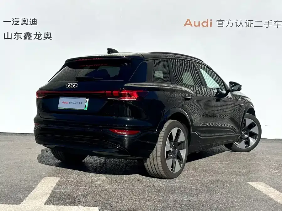 Audi Q6L e-tron 2026 First Launch Pilot Edition 2025 — миниатюра 3