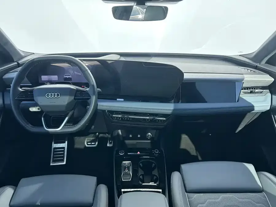 Audi Q6L e-tron 2026 First Launch Pilot Edition 2025 — миниатюра 4