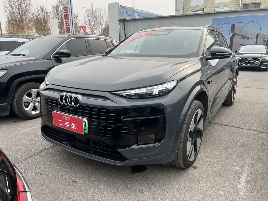 Audi Q6L e-tron 2025
