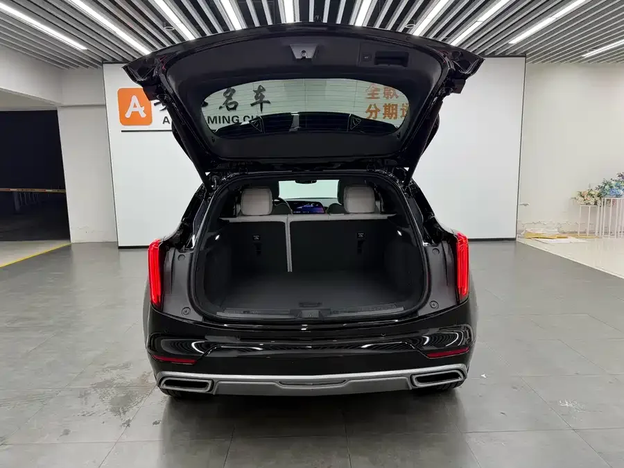 Cadillac GT4 2023 25T Luxury Edition 2025 — миниатюра 2