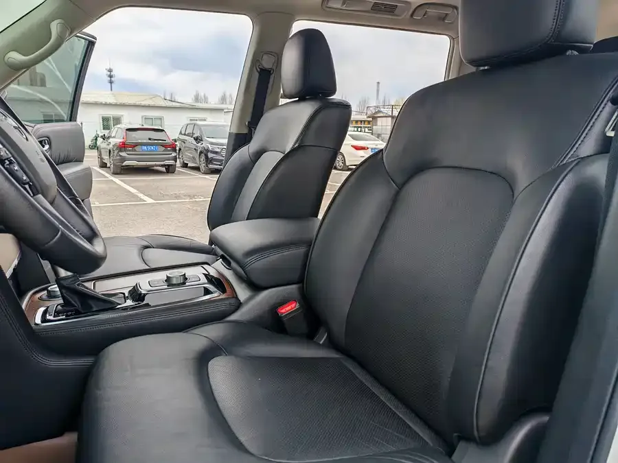 Nissan Patrol Patrol 2023 ARMADA 5.6L Invincible Armada Flagship Edition 2023 — миниатюра 4