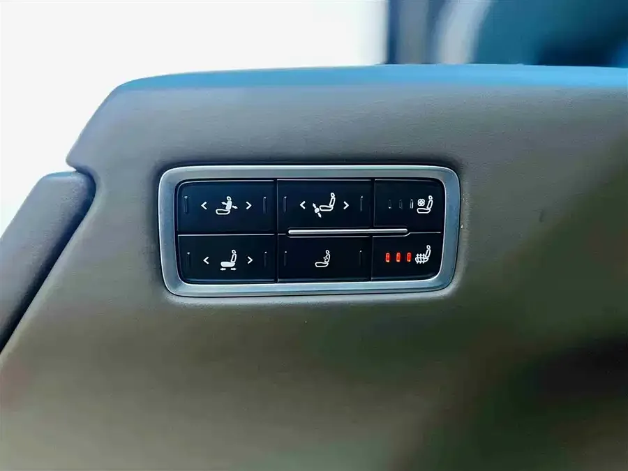 Watsonwell Ford Black Knight Watson Wellesley Ford Black Knight 2022 2.0T Standard Edition 2023 — миниатюра 5