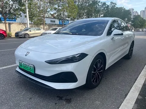 Roewe D7 2025 купить в Москве