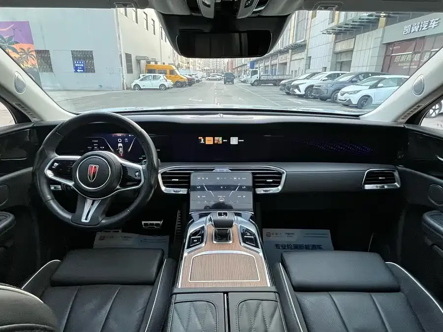 Hongqi E-HS9 Hongqi E-HS9 2022 690km Flagship Edition Six Seaters 2023 — миниатюра 3