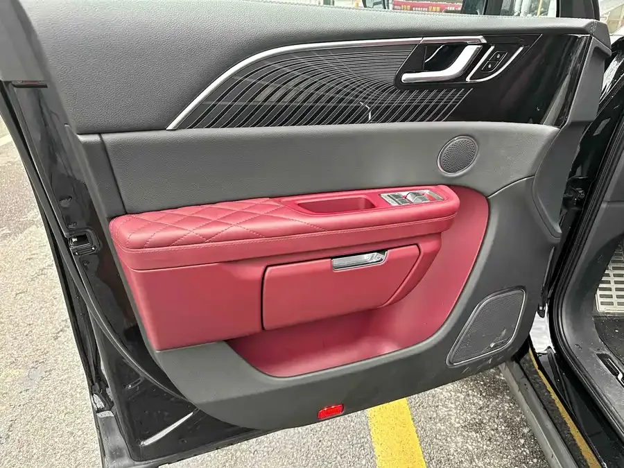 Hongqi E-HS9 Hongqi E-HS9 2021 460km Flagship Edition Six Seaters 2023 — миниатюра 2