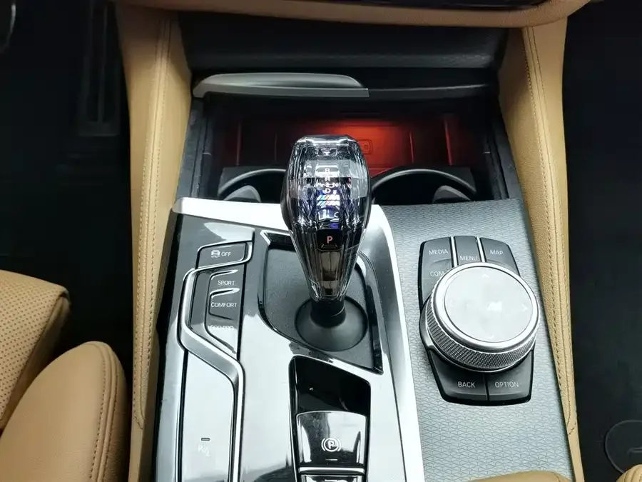 BMW 5 Series BMW 5 Series (Imported) 2022 Model 2 530i M Sport Package 2023 — миниатюра 4