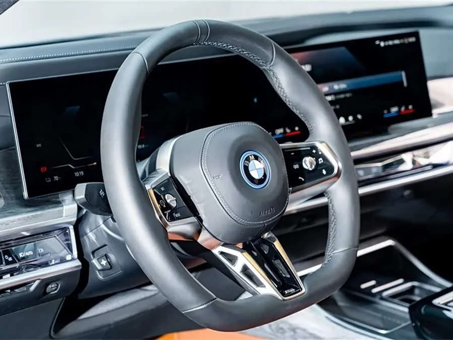 BMW i7 2023 eDrive50L Exclusive M Sports Package 2026 — миниатюра 4