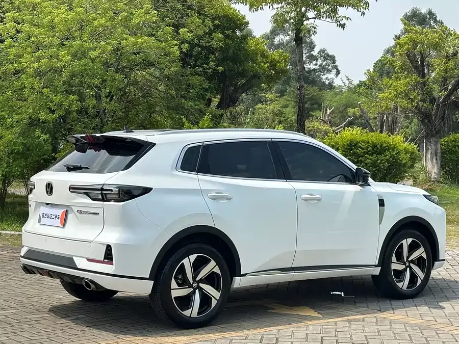 Changan CS55 Plus Changan CS55PLUS 2024 third generation 1.5T DCT premium model 2024 — миниатюра 3