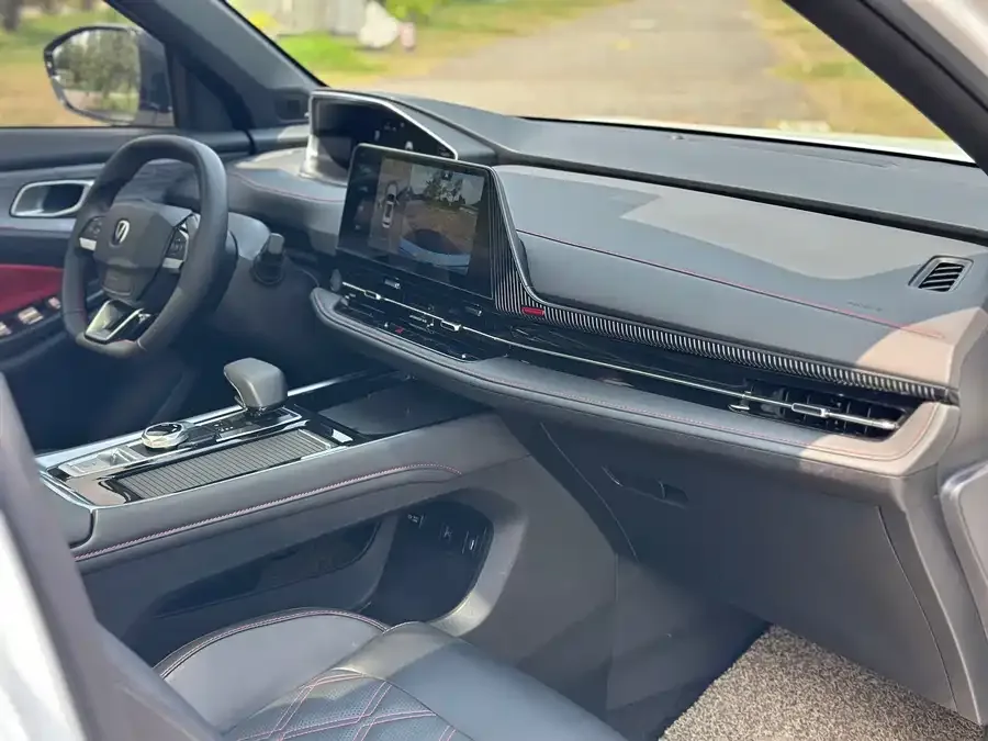 Changan CS55 Plus Changan CS55PLUS 2024 third generation 1.5T DCT premium model 2024 — миниатюра 4
