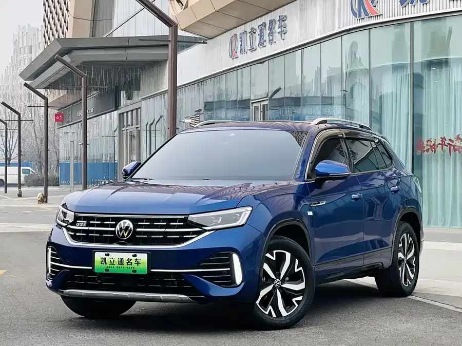 Volkswagen Tayron GTE plug-in hybrid Tanyue GTE plug-in hybrid 2023 280TSI Luxury Plus Advanced Edition 2022 — фото 1, купить с доставкой в Москву