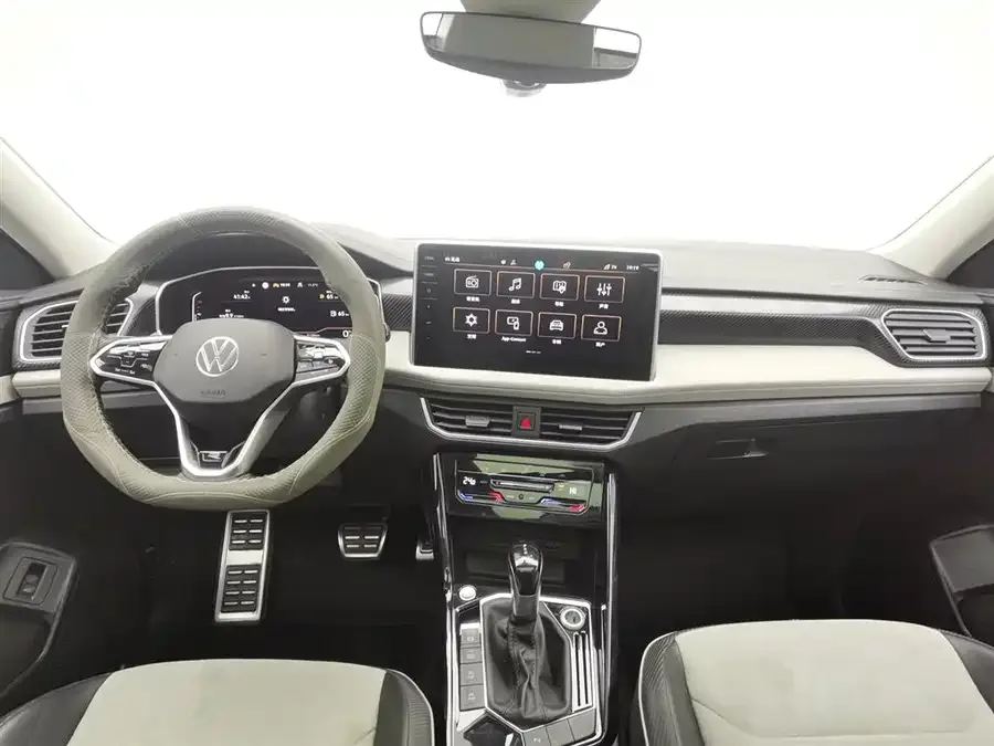 Volkswagen Tayron X Tanyue X 2023 330TSI 2WD Premium High-Energy Edition 2023 — миниатюра 2
