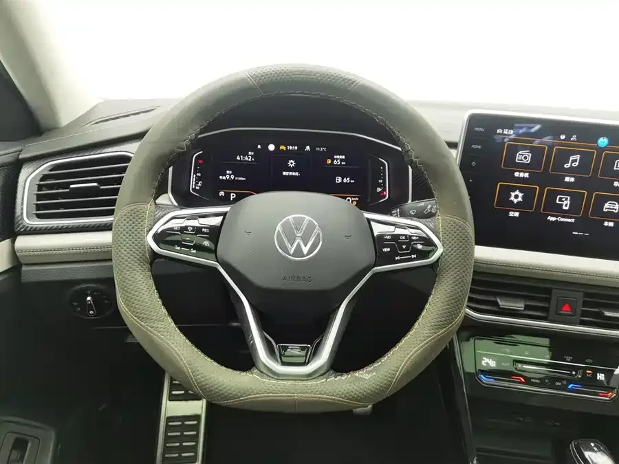 Volkswagen Tayron X Tanyue X 2023 330TSI 2WD Premium High-Energy Edition 2023 — миниатюра 5