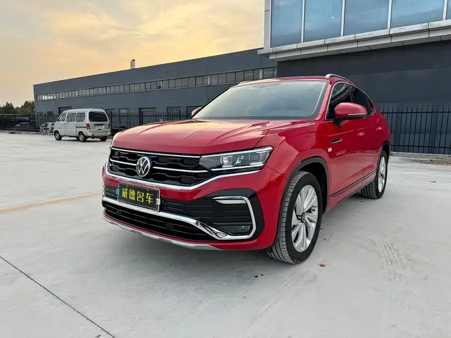 Volkswagen Tayron X Tanyue X 2020 330TSI 2WD Premium Intelligent Edition 2022 — фото 1, купить с доставкой в Москву
