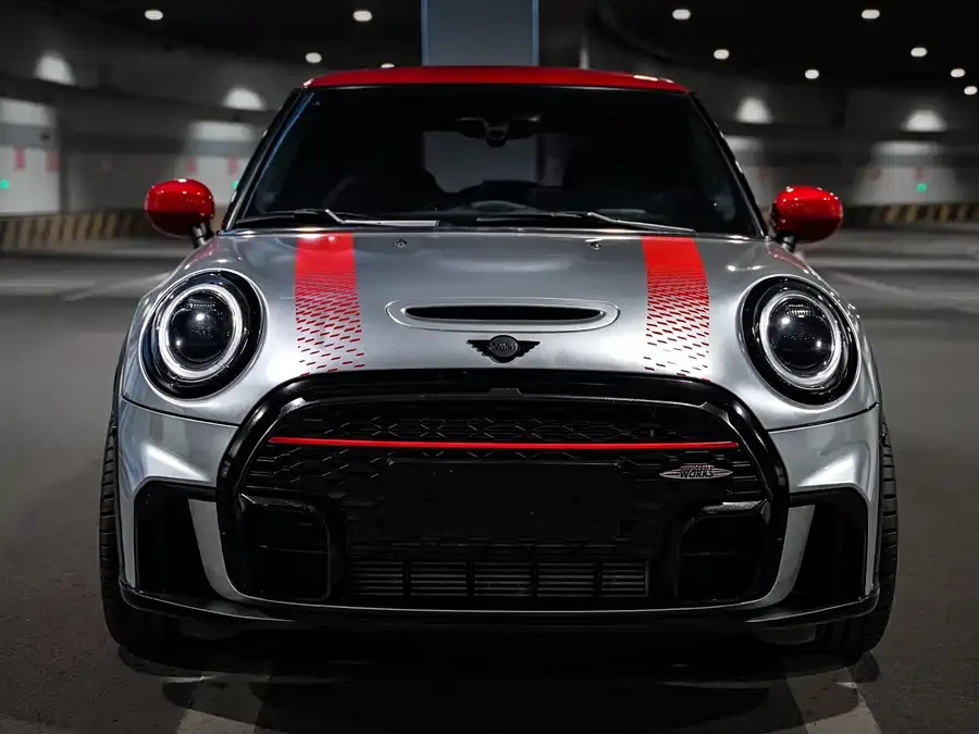 MINI JCW MINI JCW 2022 facelift 2.0T JOHN COOPER WORKS ALL-IN 2022 — миниатюра 5