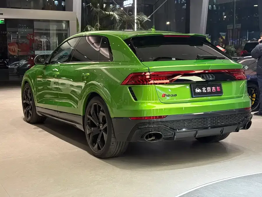 Audi RS Q8 2022 RS Q8 4.0T 2022 — миниатюра 2