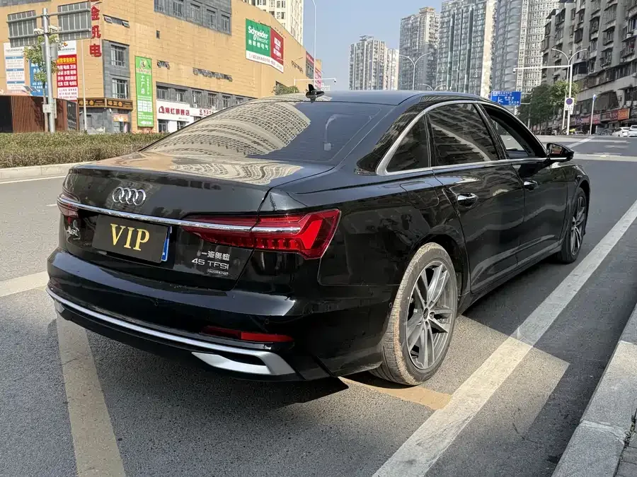 Audi A6L 2022 45 TFSI Premium Dynamic Model 2022 — миниатюра 3