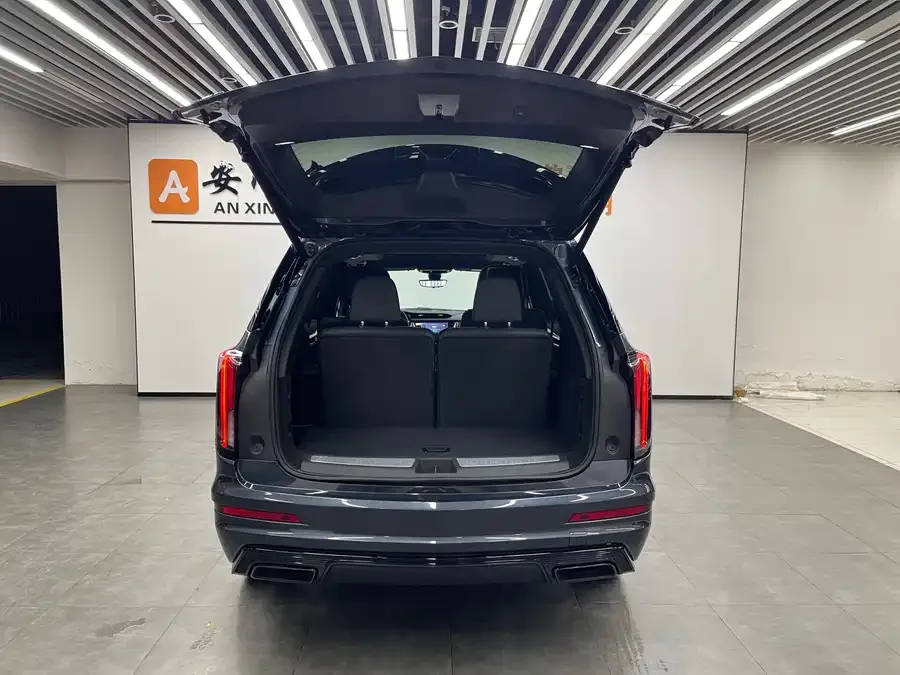 Cadillac XT6 2025 2.0T 6-seat 4WD Premium Executive Black Label Edition 2024 — миниатюра 2