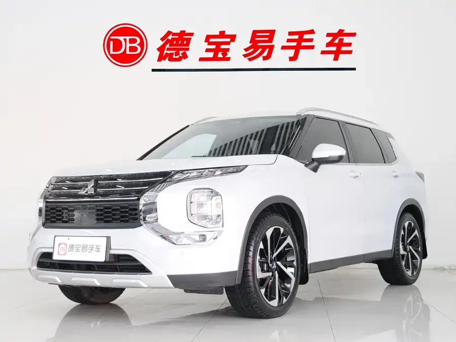 Mitsubishi Outlander Outlander 2023 1.5T CVT four-wheel drive excellence version 5 seats 2023 — фото 1, купить с доставкой в Москву