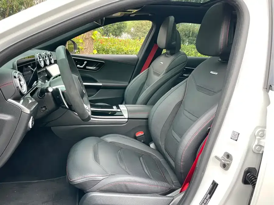 Mercedes-Benz C-Class AMG Mercedes-Benz C-Class AMG 2023 AMG C 43 4MATIC Touring Sedan Special Edition 2024 — миниатюра 3