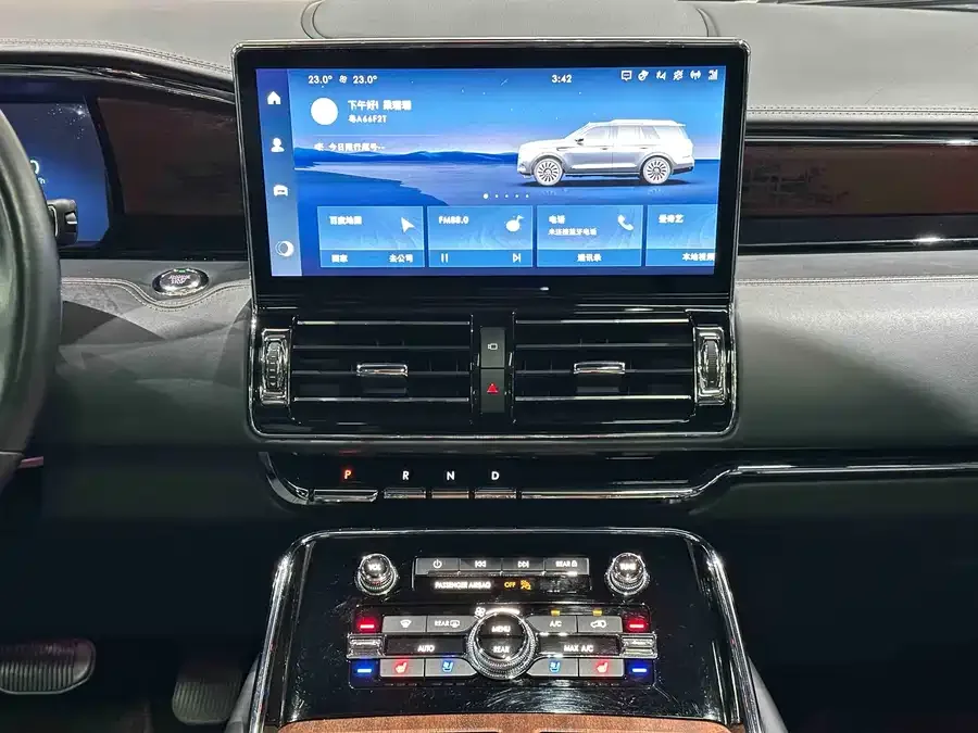 Lincoln Navigator Navigator 2022 3.5T Centennial Limited Edition 2023 — миниатюра 5